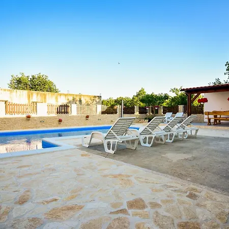 Josip Apartmán Slivnica