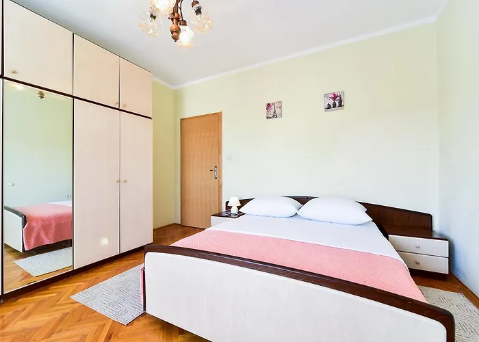 Josip Lägenhet Slivnica